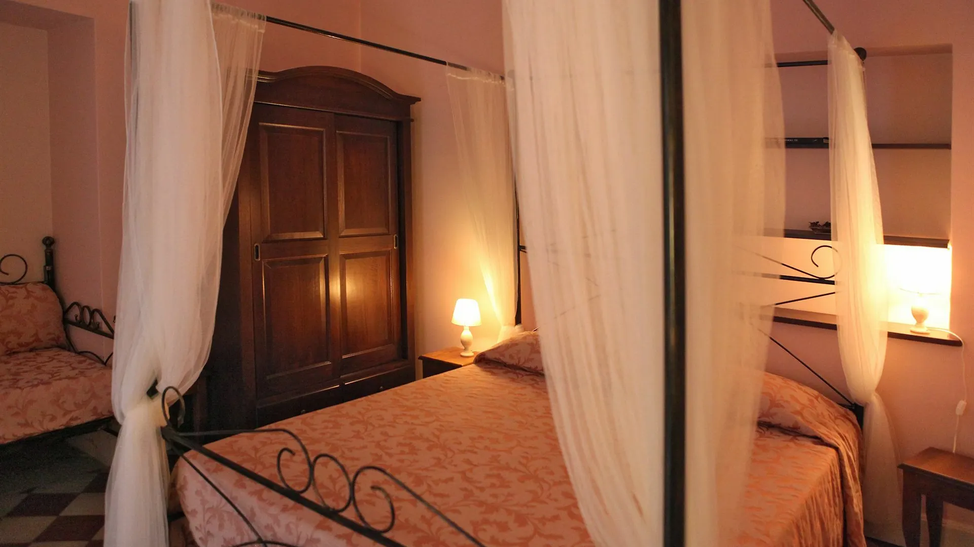 Al Duomo Inn Catane 3*,