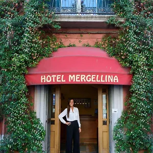 mergellina.hotels-amalfi.com/